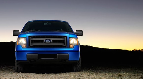 2013 Ford F-150 FX4 Exterior Front End.png